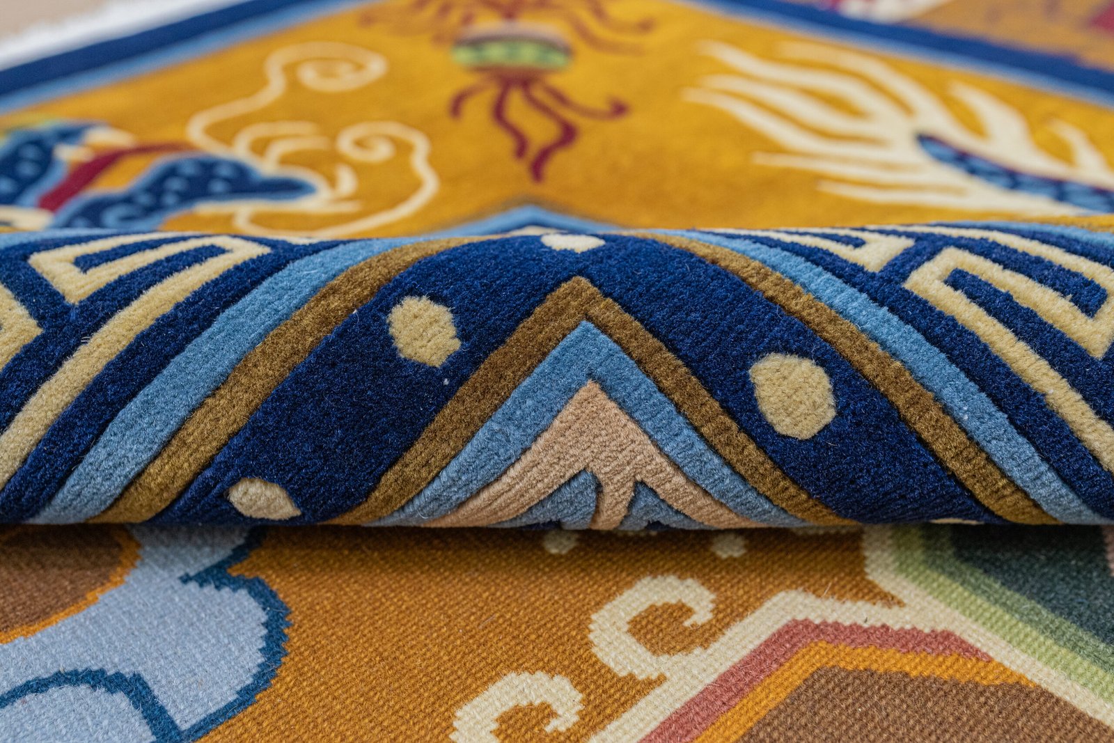 Naagraaj-Mandal, 372 x 277 cm, 100% Wolle – Bild 2