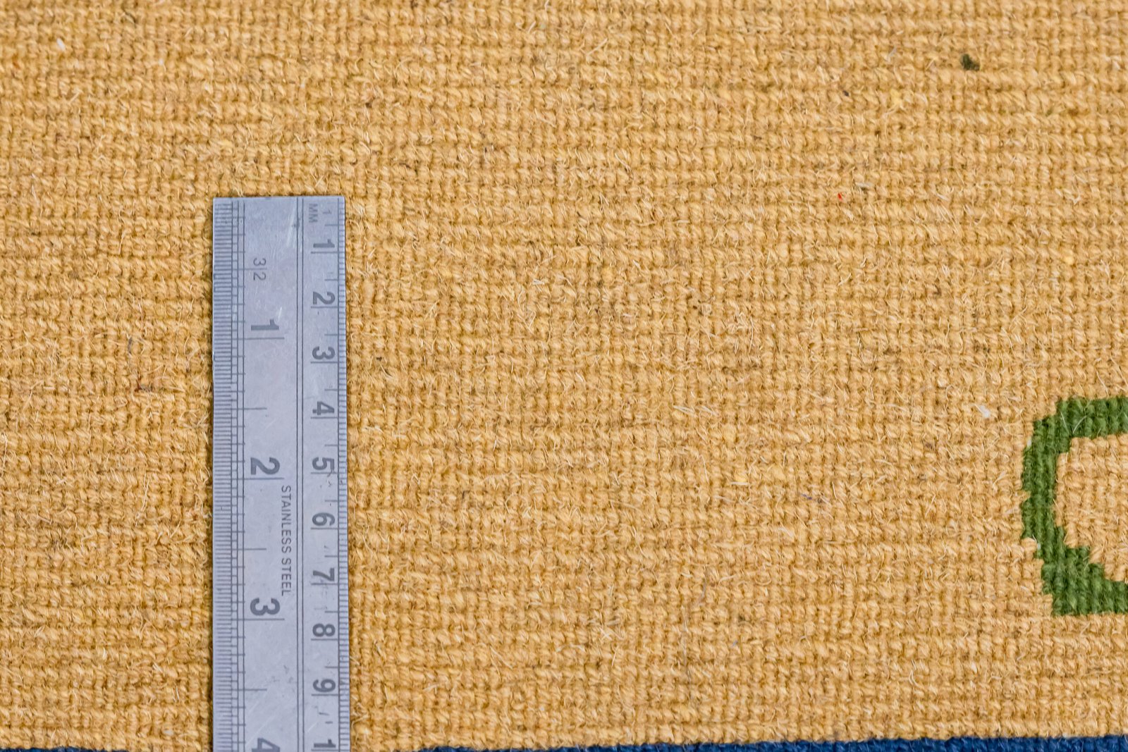 Mandala Pushpa, 188 x 120 cm, 100% Wolle – Bild 2