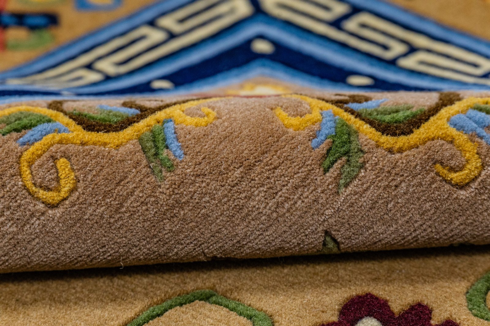 Madhya-Kamal, 187 x 120 cm, 100% Wolle – Bild 4